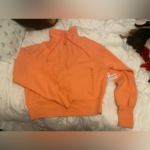 Old Navy Tops - OLD NAVY SWEATSHIRT
